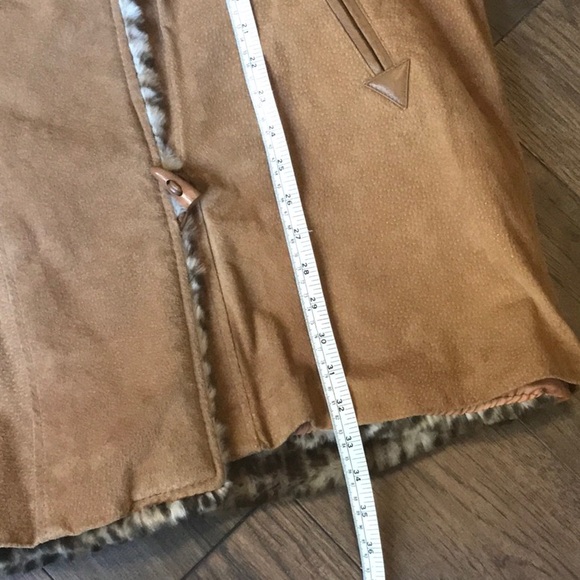 REVERSIBLE 100% SUEDE & FAUX LEOPARD FUR COAT - Picture 13 of 14